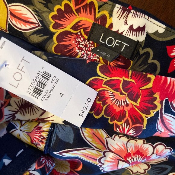 LOFT Shorts NWT Floral size 4 - Picture 3 of 5